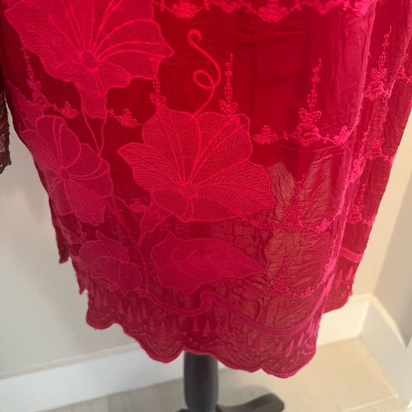 Johnny Was Mayu Wild Cherry Red tunic. - Picture 5 of 9